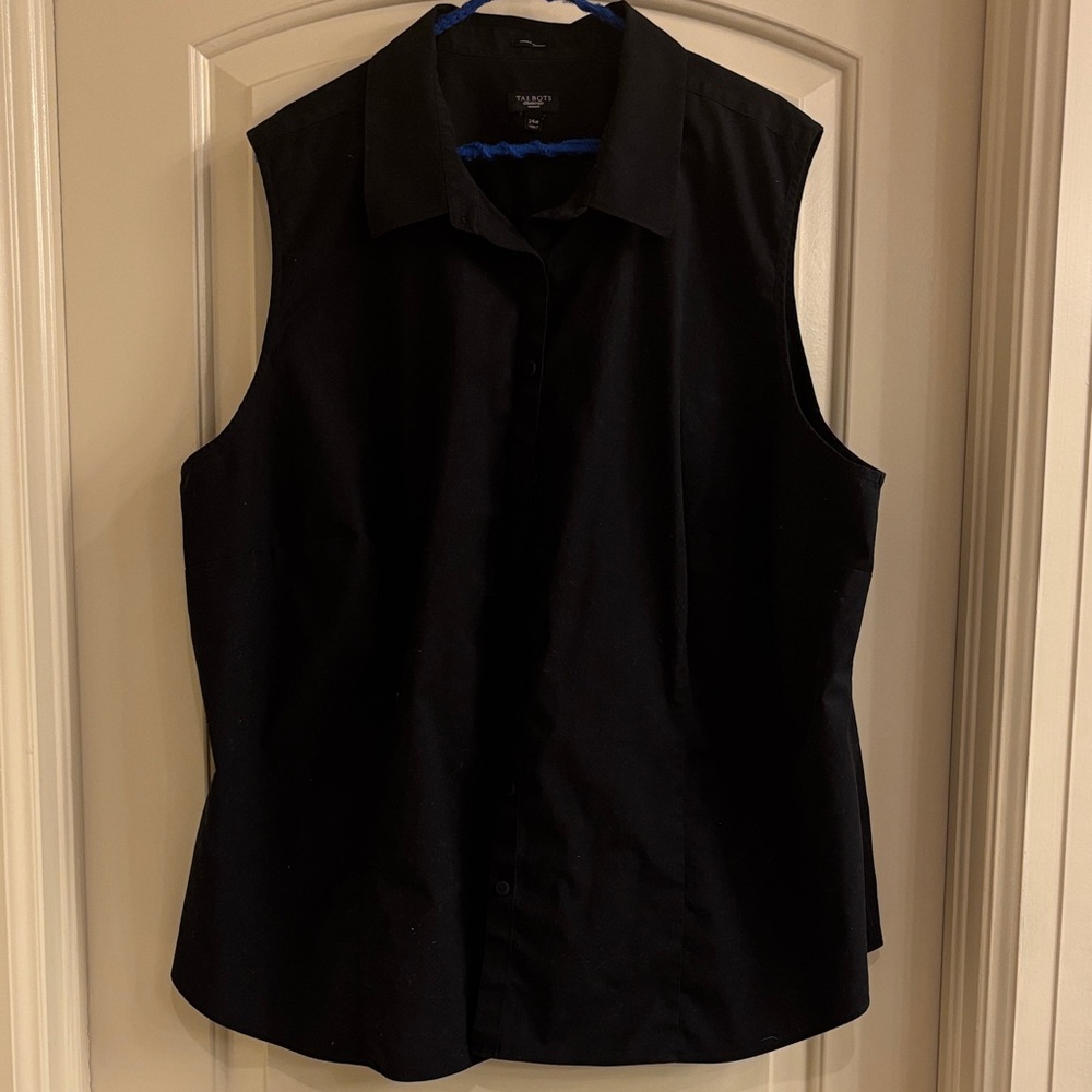 Talbots Sleeveless Wrinkle Resistant Black‎ Shell